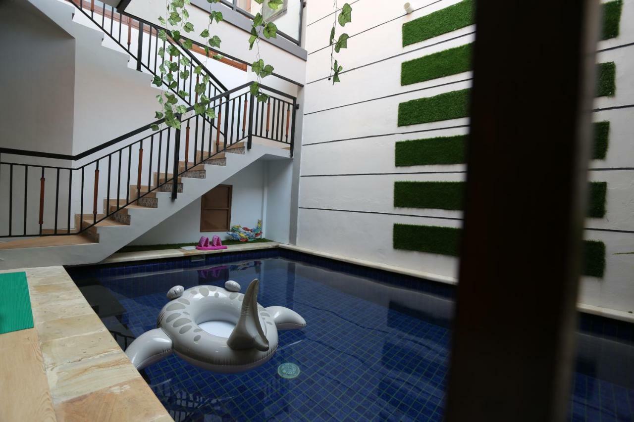 Family Villa Sanur Esterno foto